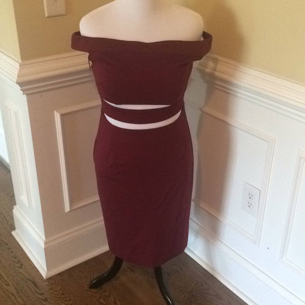 Nicholas off shoulder cut out dress size 10